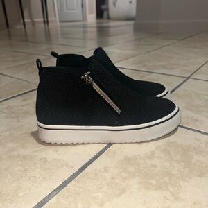 Steve Madden sneakers